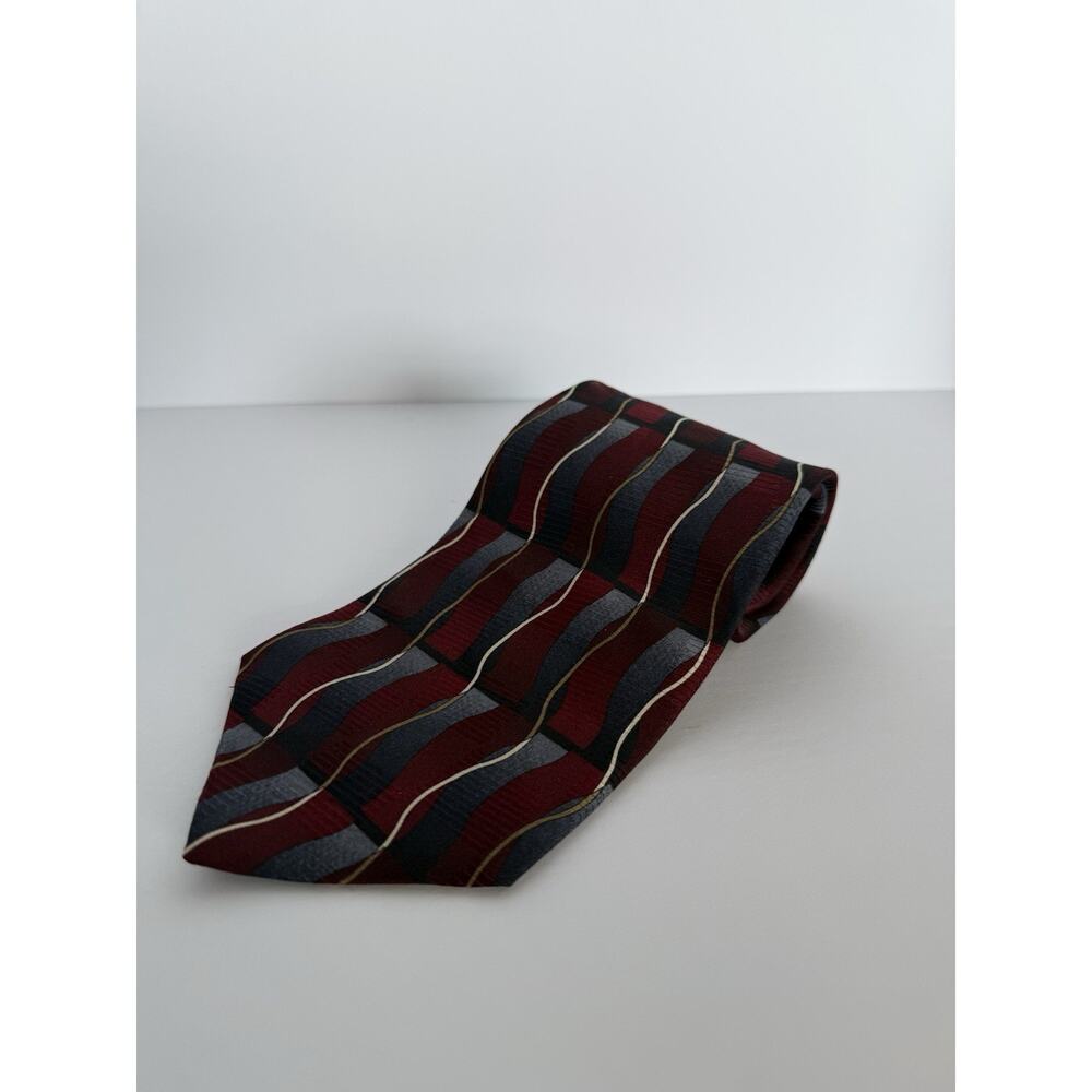 Galleria & Co 100% Silk Italian Men’s Tie Geometric‎ 54” x 4”